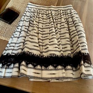 Cotton linen beautiful skirt gentle black tan soft material all lined